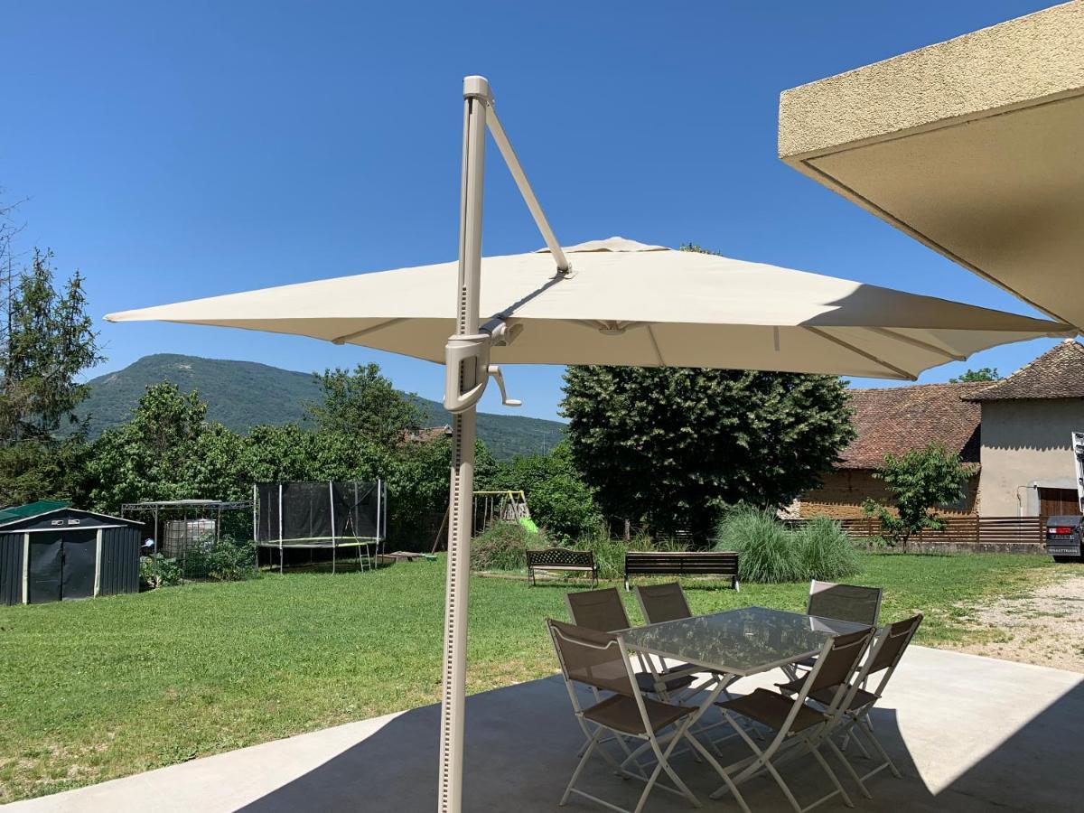 Apartamento Dependance Chaleureuse Et Calme Champagneux Exterior foto